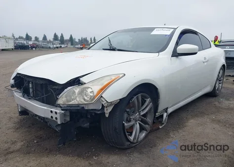 2008 Infiniti G37 Journey из США, поврежденный, VIN JNKCV64E78M121375